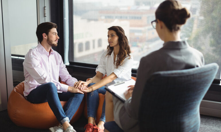 Understanding the Role of a Relationship Counselor: What to Expect