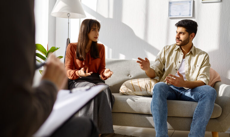 The Role of Communication in Strengthening Relationships Through Counseling