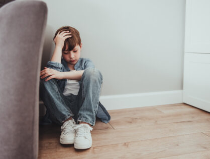 Addressing Childhood Behavioral Issues with Online Family Therapy