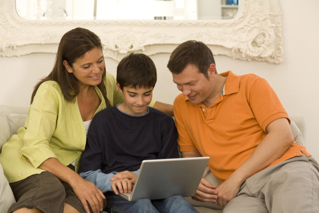 Online Counseling in Supporting Families with Special Needs Children