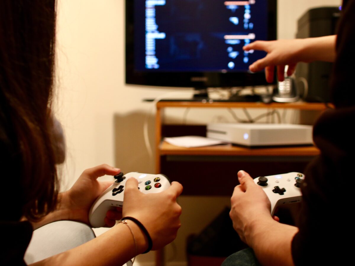 The Dangers of Video Game Addiction and How to Manage It